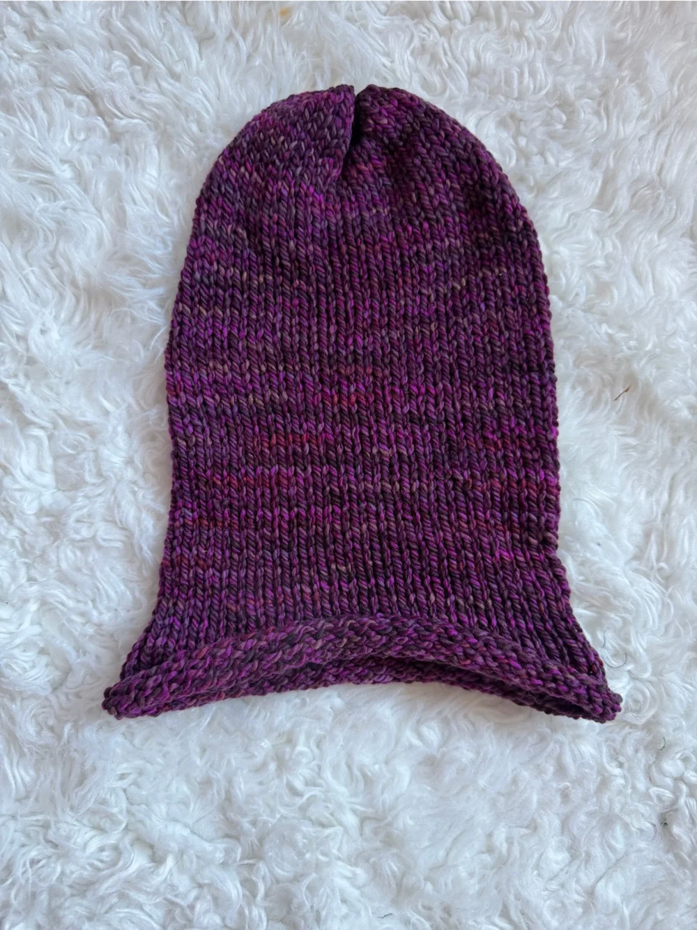 Handknit Beanie Hand dyed Merino Wool - BlackBerry Season #1